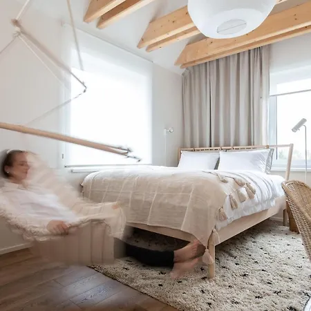 Feng Shui U Zamecke Zahrady Konopiste Villa *