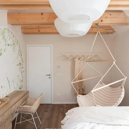 Villa Feng Shui U Zamecke Zahrady Konopiste *