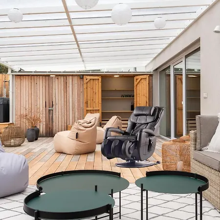 Feng Shui U Zamecke Zahrady Konopiste Villa