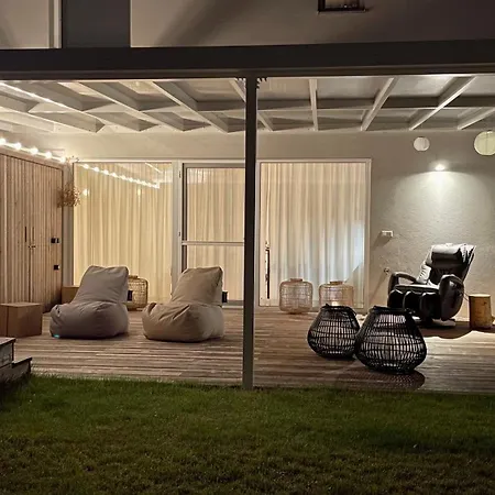 Feng Shui U Zamecke Zahrady Konopiste Villa