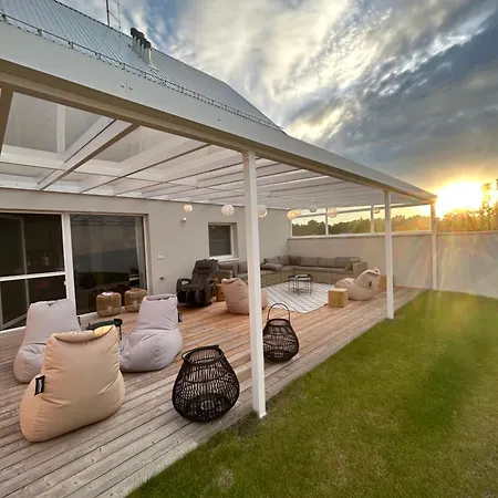 Villa Feng Shui U Zamecke Zahrady Konopiste *